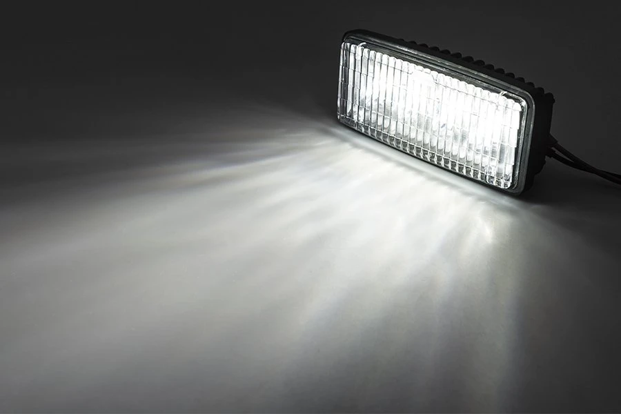 LED Tractor Work Light - RE306510 Sealed Beam Replacement For John Deere Tractors - 12W - 850 Lumens - Tractor Work Light - Image 6