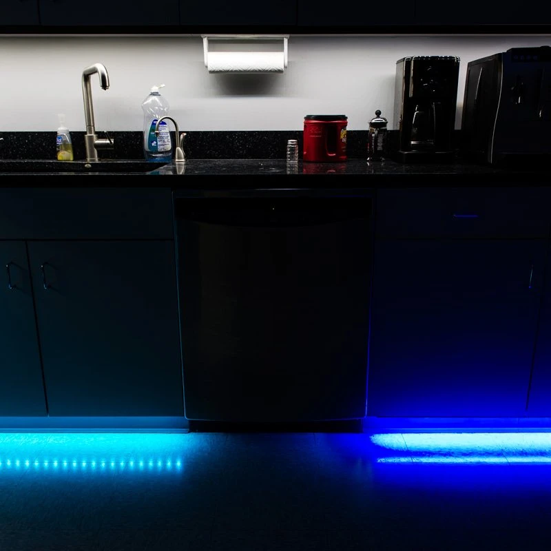 Linear LED Light Bar Fixture - 360 Lumens - Green - 44 Inch - Image 10