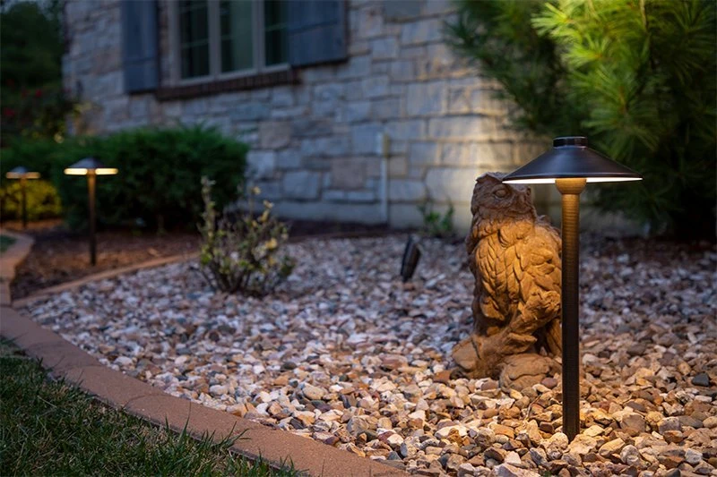 LED Landscape Lighting Kit - 6 Cone Shade Path Lights - 2 Spotlights - Stainless Steel Transformer - 2700K / 4000K / 6500K - Image 8