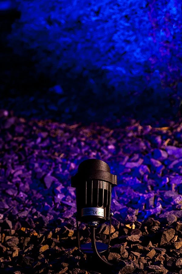 5 Watt Landscape LED Spotlight With Mounting Spike - 25 Watt Equivalent - 250 Lumens - Blue - Black Housing - Image 16