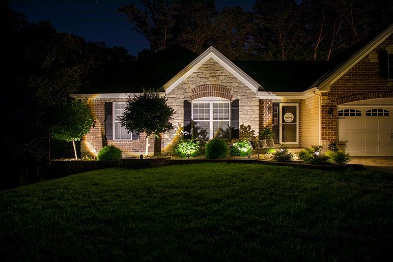 LED Solar Flood Light - Dusk-to-Dawn Photocell - 120-Degree Beam Angle - Stake Included - 3000K - Image 9