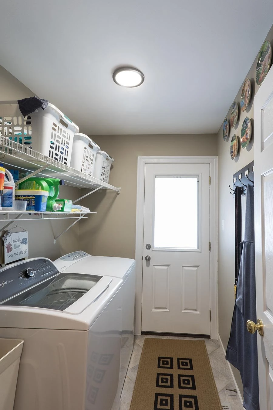 7” LED Downlight With Satin Nickel Trim - 12W Flush Mount Ceiling Light - 960 Lumens - 75 Watt Equivalent - Dimmable - 4000K - Image 6