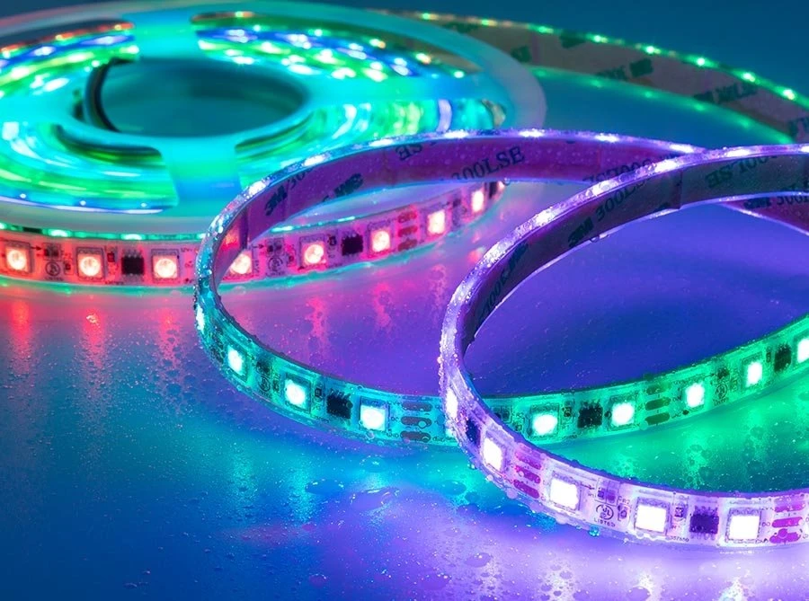 5m Digital RGB LED Strip Light - 18 LEDs/ft - Addressable Color-Chasing LED Tape Light - 12V - IP67 - RGB - Image 6