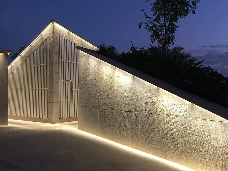 48" Linear LED Wall Washer - 20-Watt - Up To 1,600 Lumens - 120-277 VAC - 3000K / 5000K - Image 7